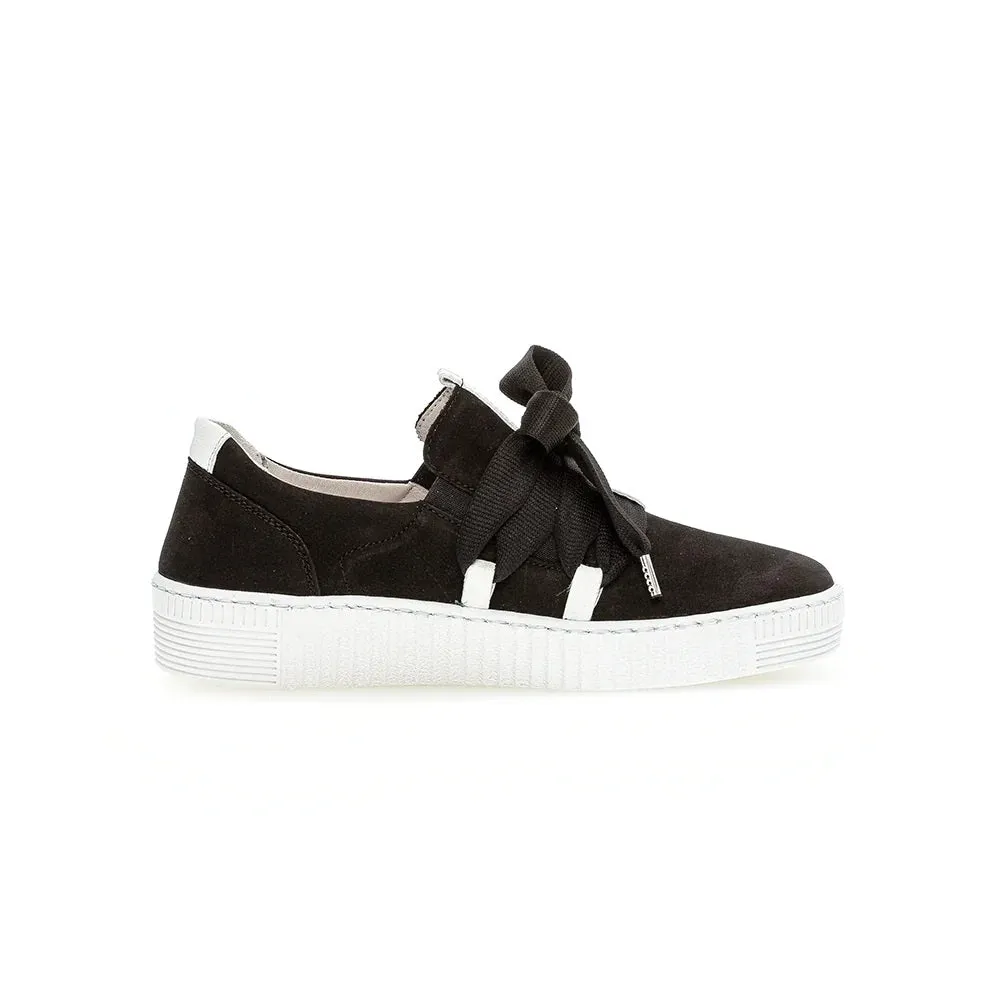 Bow Sneaker - Black