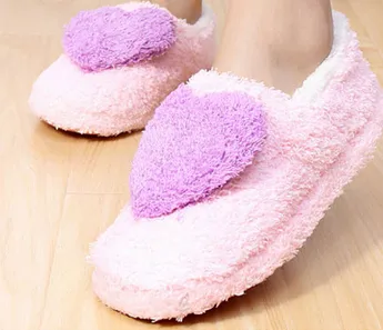 Lucy Women's Cotton Padded Indoor Slippers